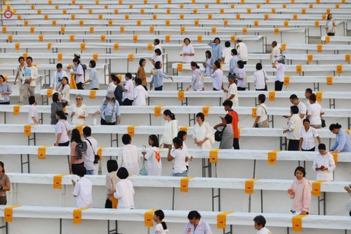 ภาพ No.320263:วันที่ 3-7 เมษายน พ.ศ.2569 การเตรียมงาน ณ ลานธรรม เพื่องานถวายมหาสังฆทาน 40,000 กว่าวัดทั่วประเทศ วันคุ้มครองโลก 22 เมษายน พ.ศ.2569 วัดพระธรรมกาย