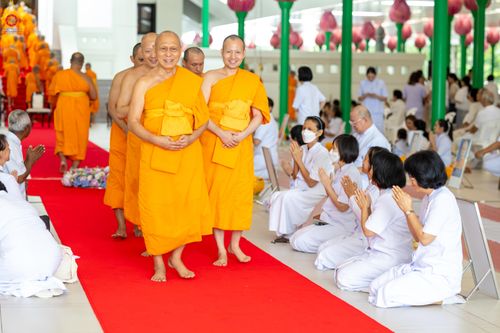ภาพ No.338866:วันที่ 11 กรกฎาคม พศ.2569 พิธีบรรพชาอุปสมบท โครงการอุปสมบทหมู่ธรรมทายาทนานาชาติ  IDOP รุ่นที่ 21 (ภาษาจีน)  จากประเทศจีน มาเลเซีย สิงคโปร์ และไต้หวัน , โครงการบรรพชาสามเณรโรงเรียนนานาชาติ รุ่นที่ 15