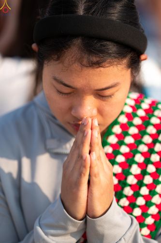 ภาพ No.299581:วันที่ 18 มกราคม พ.ศ. 2569 พิธีต้อนรับพระธรรมยาตรา (ภาพชุดที่ 2) ณ อนุสรณ์สถานลำดับที่ 5  สถานที่เผยแผ่วิชชาธรรมกายครั้งแรก อนุสรณ์สถานบางปลา วัดบางปลา อำเภอบางเลน จังหวัดนครปฐม ในโครงการธรรมยาตรา กตัญญูบูชา มหาปูชนียาจารย์ พระมงคลเทพมุนี(สด จนฺทสโร) พระ