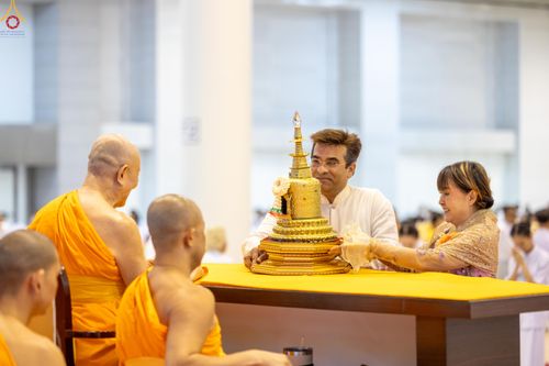 ภาพ No.327866:วันที่ 3 พฤษภาคม พ.ศ.2569 พิธีรับมอบพระบรมสารีริกธาตุ จากสาธารณรัฐแห่งสหภาพเมียนมา ณ ห้องแก้วสารพัดนึก วัดพระธรรมกาย