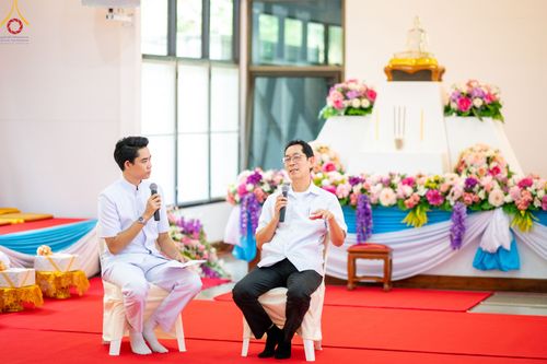 ภาพ No.78120:พิธีเจริญพระพุทธมนต์ สมโภชดวงแก้ว  " ดวงตะวันแห่งเกาหลี "  ดวงแก้ว "บริกรรมนิมิต" เพื่อการเข้าถึงธรรม  วันเสาร์ที่ 18 มีนาคม พ.ศ.2566  ณ อาคารปลูกศรัทธา วัดพระธรรมกาย