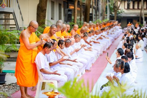 ภาพ No.319798:วันอาทิตย์ที่ 5 เมษายน พ.ศ.2569 พิธีตัดปอยผม และปลงผมนาคธรรมทายาท โครงการบรรพชาและอุปสมบทหมู่ รุ่นบูชาธรรม 82 ปี หลวงพ่อธัมมชโย