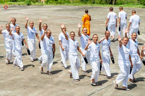 ภาพ No.340581:วันที่ 24-25 กรกฎาคม พ.ศ. 2569 โครงการพัฒนาคุณธรรม จริยธรรม สำหรับนักเรียนนายสิบตำรวจ (นสต.) รุ่นที่ 17 ศูนย์ฝึกอบรมตำรวจภูธรภาค 1 ได้จัดกิจกรรม WalkRally สวดมนต์นั่งสมาธิ และฟังธรรมจากพระอาจารย์ ณ ศูนย์ปฏิบัติธรรมเวิล์ดพีช วัลเล่ย์ (World Peace Valley) 