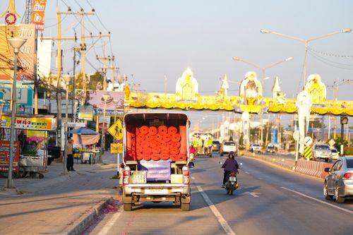ภาพ No.191579:V.49 สารพัดV สารพัดดี ที่ธรรมยาตรา ในโครงการธรรมยาตรา กตัญญูบูชา มหาปูชนียาจารย์ พระมงคลเทพมุนี(สด จนฺทสโร) พระผู้ปราบมาร อนุสรณ์สถาน 7 แห่ง ปีที่ 13 ระหว่างวันที่ 2-31 มกราคม พ.ศ. 2568