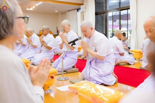 ภาพ No.147603:พิธีตัดปอยผม ขอขมา มอบบาตร ผ้าไตร โครงการปฐมอุปสมบท สมโภชอุโบสถ บูชาธรรม 80 ปี หลวงพ่อธัมมชโย ณ วัดพระธรรมกายโทชิหงิ ประเทศญี่ปุ่น วันพฤหัสบดีที่ 8 สิงหาคม พ.ศ. 2567