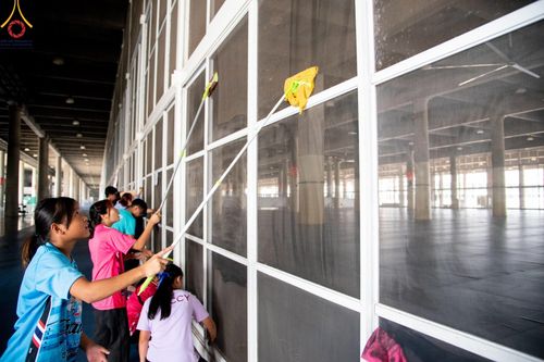 ภาพ No.60698:V.38 ทุ่มพลังเพื่อพ่อครบ 80 ปี ภาพการเตรียมงานของหน่วยงานต่างๆ เพื่อพิธีฉลองอายุวัฒนมงคล 80 ปี หลวงพ่อธัมมชโย และรับถวายมหาสังฆทาน 10,000 กว่าวัดทั่วประเทศ ในวันคุ้มครองโลก วันจันทร์ที่ 22 เมษายน พ.ศ. 2567