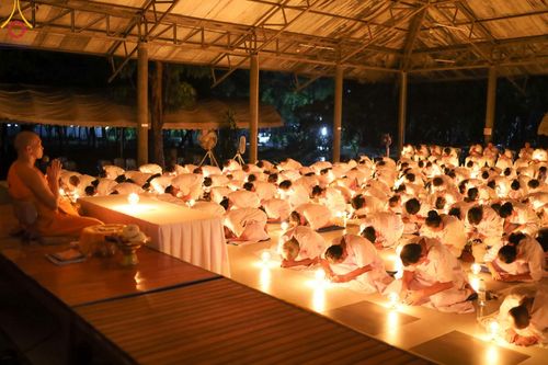 ภาพ No.158449:โครงการอบรมอุบาสก อุบาสิกาแก้ว  ตัวแทนทอดกฐิน 30,000 วัด ทั่วไทย บูชาธรรม 80 ปี หลวงพ่อธัมมชโย ระหว่างวันที่ 20-22 กันยายน พ.ศ. 2567 ณ จังหวัดบุรีรัมย์ รุ่นที่ 3