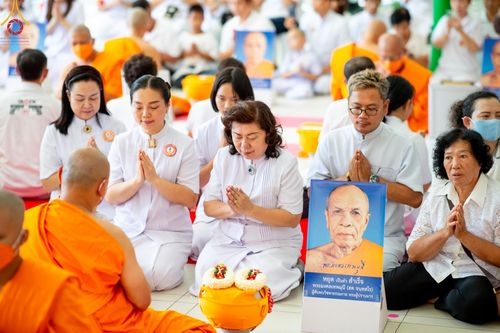 ภาพ No.141509:พิธีบรรพชาอุปสมบท โครงการอุปสมบทหมู่รุ่นผู้บริหาร รุ่นที่ 14 โครงการอุปสมบทหมู่ธรรมทายาท ระดับอุดมศึกษา รุ่นที่ 51 ภาคฤดูฝน ณ โบสถ์พระไตรปิฎก วัดพระธรรมกาย ในวันเสาร์ที่ 15 มิถุนายน พ.ศ. 2567