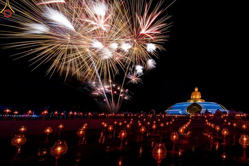 ภาพ No.118391:พิธีจุดประทีปถวายเป็นพุทธบูชา และบูชาธรรมมหาปูชนียาจารย์ พระมงคลเทพมุนี(สด จนฺทสโร) วันที่ 24 มกราคม พ.ศ. 2567 ณ อนุสรณ์สถานบางปลา อ.บางเลน จ.นครปฐม