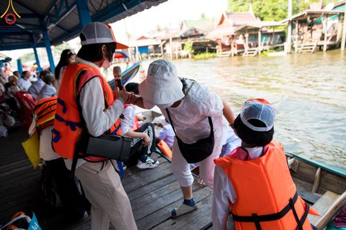 ภาพ No.117158:V.16 เป็นทีม การเตรียมงาน เก็บงาน การรับบุญของเจ้าหน้าที่หน่วยงานต่างๆ เพื่อโครงการธรรมยาตรา กตัญญูบูชามหาปูชนียาจารย์ พระมงคลเทพมุนี (สด จนฺทสโร) พระผู้ปราบมาร อนุสรณ์สถาน 7 แห่ง ปีที่ 12 ระหว่างวันที่ 2 - 31 มกราคม พ.ศ. 2567