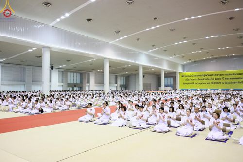 ภาพ No.160330:พิธีทอดผ้าป่าสมทบกฐินวัดพระธรรมกาย และสมทบกฐิน 30,000 วัดทั่วไทย ครั้งที่ 3 ณ สภาธรรมกายสากล วัดพระธรรมกาย วันพฤหัสบดีที่ 10 ตุลาคม พ.ศ. 2567