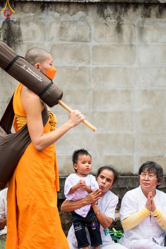 ภาพ No.128404:พิธีอัญเชิญพระบรมสารีริกธาตุ " ใจกลางเมืองนครหาดใหญ่ " เพื่อประดิษฐาน ณ มหารัตนเจดีย์สิริปทุมสวรรค์ (เจดีย์อริยพุทธะ 5 พระองค์) ศูนย์ปฏิบัติธรรมภาคใต้ อ.บางกล่ำ จ.สงขลา  วันที่ 9 มีนาคม พ.ศ.2567 (ชุดที่ 1)