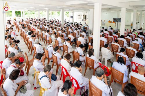 ภาพ No.336311:วันจันทร์ที่ 22 มิถุนายน พ.ศ.2569 พิธีอัญเชิญพระธรรมกาย และบรรจุพระบรมสารีริกธาตุ  ภายในเกศดอกบัวตูม องค์พระประธาน ณ อาคารสมปรารถนา วัดกลางธนรินทร์ ต.บ้านแป้ง อ.พรหมบุรี จ.สิงห์บุรี