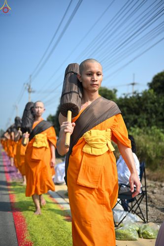 ภาพ No.299418:วันที่ 18 มกราคม พ.ศ. 2569 พิธีต้อนรับพระธรรมยาตรา ณ อนุสรณ์สถานลำดับที่ 5 สถานที่เผยแผ่วิชชาธรรมกายครั้งแรก อนุสรณ์สถานบางปลา วัดบางปลา อำเภอบางเลน จังหวัดนครปฐม ในโครงการธรรมยาตรา กตัญญูบูชา มหาปูชนียาจารย์ พระมงคลเทพมุนี(สด จนฺทสโร) พระผู้ปราบมาร อนุส