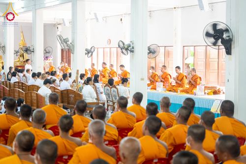 ภาพ No.305189:วันที่ 28 มกราคม พ.ศ. 2569 พิธีทอดผ้าป่าทำนุบำรุงศาสนสถาน ณ วัดเกิดการอุดม อ.คลองหลวง จ.ปทุมธานี ในโครงการธรรมยาตรา กตัญญูบูชา มหาปูชนียาจารย์ พระมงคลเทพมุนี(สด จนฺทสโร) พระผู้ปราบมาร อนุสรณ์สถาน 7 แห่ง ปีที่ 14