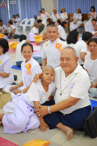 ภาพ No.320171:วันเสาร์ที่ 4 เมษายน 2569 พิธีตัดปอยผม ขอขมาผู้ปกครอง  มอบบาตร-ผ้าไตร และพิธีบรรพชาสามเณร 87 รูป  ณ ศูนย์ปฏิบัติธรรมระยอง(บ้านช่องลม)  ต.บางบุตร อ.บ้านค่าย จ.ระยอง