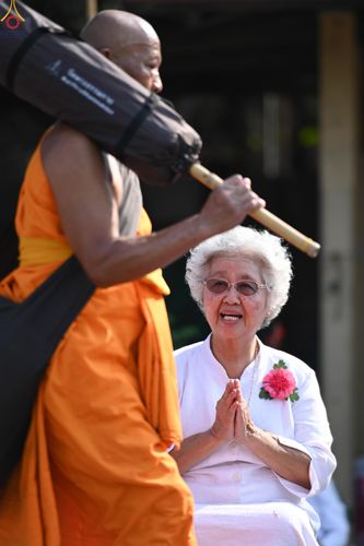 ภาพ No.299462:วันที่ 18 มกราคม พ.ศ. 2569 พิธีต้อนรับพระธรรมยาตรา ณ อนุสรณ์สถานลำดับที่ 5 สถานที่เผยแผ่วิชชาธรรมกายครั้งแรก อนุสรณ์สถานบางปลา วัดบางปลา อำเภอบางเลน จังหวัดนครปฐม ในโครงการธรรมยาตรา กตัญญูบูชา มหาปูชนียาจารย์ พระมงคลเทพมุนี(สด จนฺทสโร) พระผู้ปราบมาร อนุส