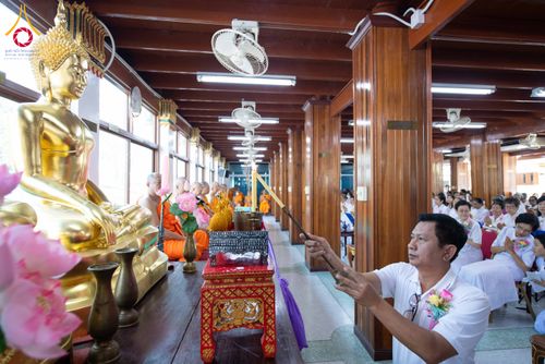 ภาพ No.304470:วันที่ 27 มกราคม พ.ศ. 2569 พิธีทอดผ้าป่าทำนุบำรุงศาสนสถาน ณ วัดปรางค์หลวง ต.บางม่วง อ.บางใหญ่ จ.นนทบุรี ในโครงการธรรมยาตรา กตัญญูบูชา มหาปูชนียาจารย์ พระมงคลเทพมุนี(สด จนฺทสโร) พระผู้ปราบมาร อนุสรณ์สถาน 7 แห่ง ปีที่ 14