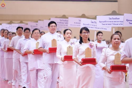 ภาพ No.311966:วันอังคารที่ 3 มีนาคม พ.ศ.2569 พิธีมอบโล่วัชรเกียรติยศ โครงการตอบปัญหาธรรมะทางก้าวหน้า ครั่งที่ 43, พิธีมอบโล่วัชรเกียรติยศ โครงการสอบตอบปัญหาศีลธรรม เพื่อสันติภาพโลก (World-Pec) ครั้งที่ 19 ณ สภาธรรมกายสากล วัดพระธรรมกาย