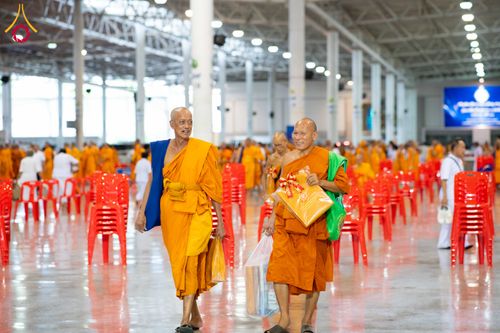 ภาพ No.342281:วันอาทิตย์ที่ 2 สิงหาคม พ.ศ.2569 พิธีถวายไทยธรรม คณะสงฆ์ 2,000 กว่าวัด ทั่วประเทศ, พิธีถวายไทยธรรม คณะสงฆ์ 323 วัด 4 จังหวัดชายแดนใต้ ณ สภาธรรมกายสากล วัดพระธรรมกาย