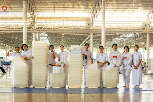 ภาพ No.186631:V.48 ผลงาน V-Peace ปลายปี 2567 ภาพโดย : ช่างภาพ V-Peace และ ช่างภาพศูนย์ภาพนิ่ง