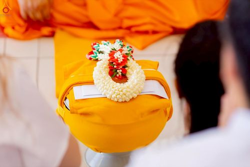 ภาพ No.229207:วันเสาร์ที่ 14 มิถุนายน พ.ศ. 2568 พิธีบรรพชา , พิธีถวายบาตร , พิธีอุปสมบท ในโครงการบรรพชาอุปสมบทหมู่ ผู้บริหารรุ่นที่ 15 และ อุดมศึกษา รุ่นที่ 52 ณ โบสถ์พระไตรปิฎก วัดพระธรรมกาย