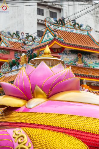 ภาพ No.128543:พิธีอัญเชิญพระบรมสารีริกธาตุ " ใจกลางเมืองนครหาดใหญ่ " เพื่อประดิษฐาน ณ มหารัตนเจดีย์สิริปทุมสวรรค์ (เจดีย์อริยพุทธะ 5 พระองค์) ศูนย์ปฏิบัติธรรมภาคใต้ อ.บางกล่ำ จ.สงขลา  วันที่ 9 มีนาคม พ.ศ. 2567 (ชุดที่ 2)