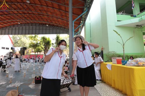 ภาพ No.117010:V.16 เป็นทีม การเตรียมงาน เก็บงาน การรับบุญของเจ้าหน้าที่หน่วยงานต่างๆ เพื่อโครงการธรรมยาตรา กตัญญูบูชามหาปูชนียาจารย์ พระมงคลเทพมุนี (สด จนฺทสโร) พระผู้ปราบมาร อนุสรณ์สถาน 7 แห่ง ปีที่ 12 ระหว่างวันที่ 2 - 31 มกราคม พ.ศ. 2567