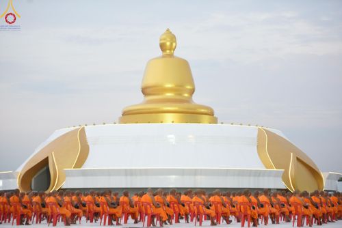 ภาพ No.118524:พิธีตักบาตรพระธรรมยาตรา ปีที่ 12 ณ อนุสรณ์สถานลำดับที่ 5 สถานที่เผยแผ่วิชชาธรรมกายครั้งแรก อนุสรณ์สถานบางปลา จ.นครปฐม วันที่ 25 มกราคม พ.ศ. 2567