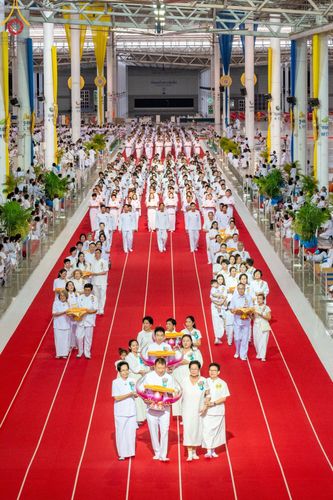 ภาพ No.150154:พิธีทอดผ้าป่าสมทบกฐินวัดพระธรรมกาย และสมทบกฐิน 30,000 วัดทั่วไทย ครั้งที่ 1 เนื่องในวันธรรมชัย 27 สิงหาคม พ.ศ.2567 ณ สภาธรรมกายสากล วัดพระธรรมกาย
