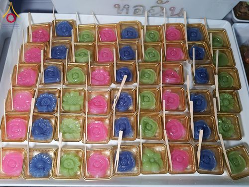 ภาพ No.199424:พิธีถวายภัตตาหารเป็นสังฆทาน แด่พระธรรมยาตรา ณ อนุสรณ์สถานบางปลา วัดบางปลา อำเภอบางเลน จังหวัดนครปฐม ในโครงการธรรมยาตรา กตัญญูบูชา มหาปูชนียาจารย์ พระมงคลเทพมุนี(สด จนฺทสโร) พระผู้ปราบมาร อนุสรณ์สถาน 7 แห่ง ปีที่ 13 วันที่ 22 มกราคม พ.ศ. 2568