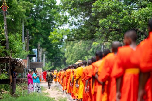 ภาพ No.139917:PhotoStory มหาศรัทธา ธรรมยาตราศรีลังกา EP.2 พิธีเปิดโครงการสยาม-ลังกา ธรรมยาตรา ฉลองเทศกาลวิสาขบูชาแห่งชาติ ศรีลังกา บูชาธรรม 80 ปีหลวงพ่อธัมมชโย เมื่อวันที่ 17 พฤษภาคม พ.ศ. 2567