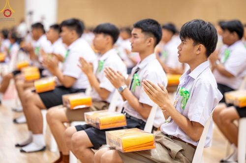 ภาพ No.152893:อบรมเชิงปฎิบัติการจัดกิจกรรมทอดกฐินสัมฤทธิ์ และพิธีมอบผ้าไตรประธานกฐินสัมฤทธิ์เด็กดี V-Star ประจำปีพุทธศักราช 2567  วันเสาร์ที่ 7 กันยายน พ.ศ.2567 ณ สภาธรรมกายสากล วัดพระธรรมกาย