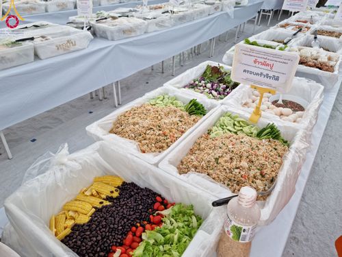 ภาพ No.109237:พิธีถวายภัตตาหารเป็นสังฆทาน แด่คณะพระธรรมยาตราฯ วันที่ 10 มกราคม พ.ศ. 2567 ณ อนุสรณ์สถานคลองบางนางแท่น อ.สามพราน จ.นครปฐม