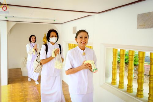 ภาพ No.140506:พิธีตอกเสาเข็มเป็นปฐมฤกษ์ เพื่อสร้างกุฎิและหอสวดมนต์ และพิธีทอดผ้าป่าบำรุงวัด ณ วัดกลางธนรินทร์ ต.บ้านแป้ง อ.พรหมบุรี จ.สิงห์บุรี วันอาทิตย์ที่ 9 มิถุนายน พ.ศ.2567