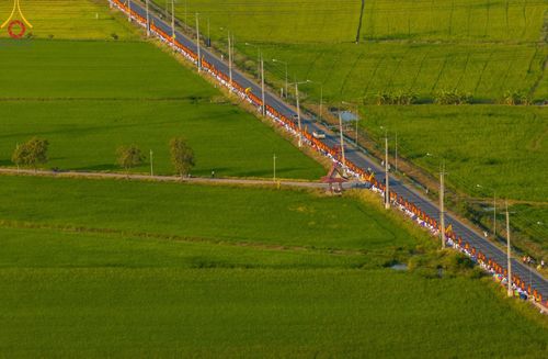 ภาพ No.116680:พิธีต้อนรับพระธรรมยาตรา ปีที่ 12 ณ อนุสรณ์สถานบางปลา จ.นครปฐม วันที่ 21 มกราคม พ.ศ. 2567