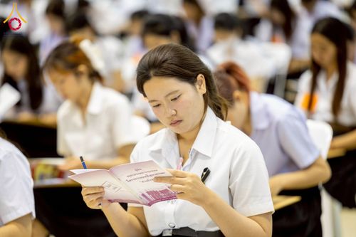 ภาพ No.273353:วันที่ 23 พฤศจิกายน พ.ศ. 2568 การสอบตอบปัญหาธรรมะ ทางก้าวหน้า "ระดับอุดมศึกษา" ณ ห้องแก้วสารพัดนึก 1 สภาธรรมกายสากล วัดพระธรรมกาย จ.ปทุมธานี