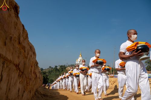 ภาพ No.130336:Photo Story ปฐมบรรพชาชาวพุทธมาร์มา Episode 3/5 วันที่ 9 กุมภาพันธ์ พ.ศ. 2567 ในโครงการบรรพชาสามเณร ครั้งแรกของชาวพุทธมาร์มา บังกลาเทศ ณ วัดธัมจักร อรัญกุฏิ เมืองรัมการ์ คาร์กาชารี บังกลาเทศ