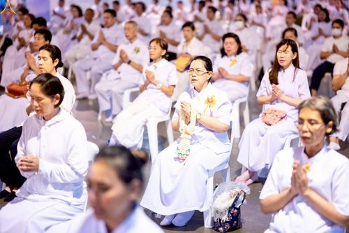 ภาพ No.244463:วันที่ 7 กันยายน พ.ศ. 2568 พิธีฉลองชัยสวดมนต์บทธัมมจักกัปปวัตตนสูตร 7,681,108,108 จบ ณ มหารัตนวิหารคด วัดพระธรรมกาย