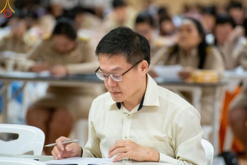 ภาพ No.185919:โครงการตอบปัญหาธรรมะ “ทางก้าวหน้า” ครั้งที่ 42 รอบชิงชนะเลิศระดับชาติ ประจำปี พ.ศ. 2567 วันเสาร์ที่ 21 ธันวาคม พ.ศ. 2567 ชมรมพุทธศาสตร์สากล ร่วมกับสมาคมพุทธศาสตร์สากล และชมรมพุทธศาสตร์สถาบันอุดมศึกษา 35 แห่งทั่วประเทศ ณ ห้องแก้วสารพัดนึก 2 วัดพระธรรมกาย 