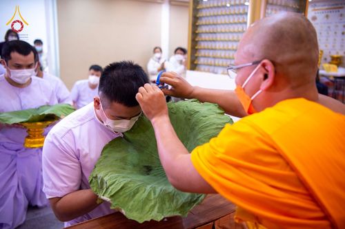 ภาพ No.68110:พิธีบรรพชาสามเณร รุ่นที่ 9 ประจำปี 2565 ณ วัดพระธรรมกายฮ่องกง ประเทศสาธารณรัฐประชาชนจีน วันที่ 24 ธันวาคม พ.ศ. 2565