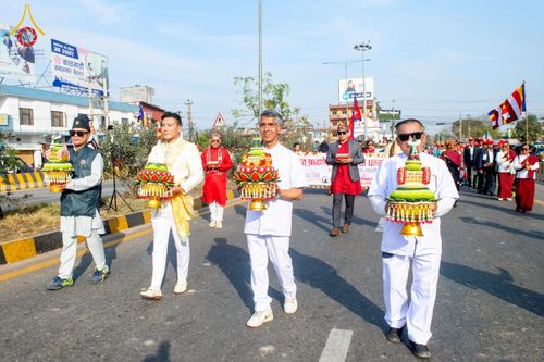 ภาพ No.212958:วันที่ 14 - 15 มีนาคม พ.ศ. 2568 คณะสงฆ์และสามเณรเดินธรรมยาตรา ในโครงการบวชสามเณรเนปาล 500 รูป ไปยังสถานที่รอบมายาเทวีและลุมพินีเกรด ณ ลุมพินี ประเทศเนปาล