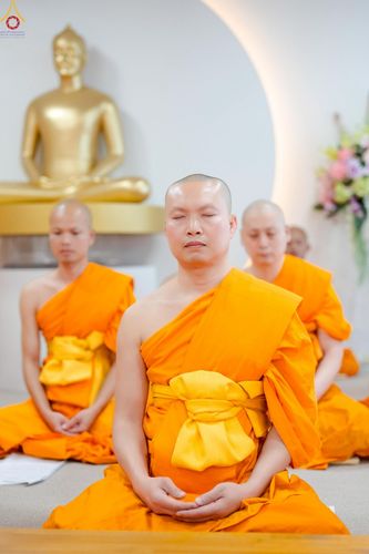 ภาพ No.261804:วันที่ 17 ตุลาคม พ.ศ. 2568 พิธีทอดกฐินวัดพระธรรมกายนางาโน่ ประเทศญี่ปุ่น  "เชื่อมสายบุญพระผู้ปราบมาร" บูชาธรรม 141 ปี พระมงคลเทพมุนี (สด จนฺทสโร)