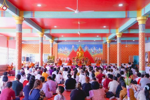 ภาพ No.179288:พิธีทอดกฐิน ณ วัดถ้ำคีรีวงศ์ อ.เปิ้นดัง รัฐเคด้าห์ ประเทศมาเลเซีย ในโครงการกฐินสามัคคีทั่วไทย 30,000 วัด บูชาธรรม 80 ปี หลวงพ่อธัมมชโย โดยคณะศิษยานุศิษย์วัดพระธรรมกาย วันที่ 1 พฤศจิกายน พ.ศ. 2567