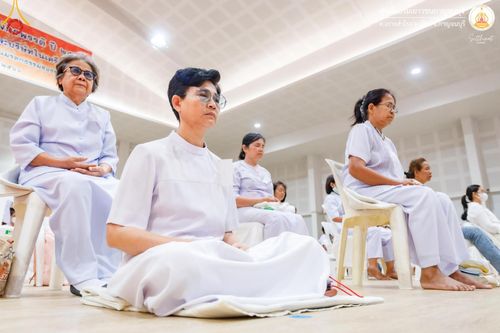 ภาพ No.152117:โครงการอบรมอุบาสก อุบาสิกาแก้ว ตัวแทนทอดกฐิน 30,000 วัด ทั่วไทย ระหว่างวันที่ 6-8 กันยายน พ.ศ. 2567 ณ ศูนย์อบรมเยาวชนกาญจนบุรี