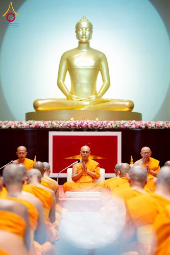 ภาพ No.277767:วันเสาร์ที่ 6 ธันวาคม พ.ศ. 2568 พิธีบรรพชาอุปสมบทและพิธีถวายบาตร โครงการอุปสมบทบูชาธรรมมหาปูชนียาจารย์ ประจำปี พ.ศ.2568 โครงการบวชพระนานาชาติ AEC และ WAB รุ่น CEO (นักบริหาร) รุ่นที่ 5 ณ มหาธรรมกายเจดีย์ วัดพระธรรมกาย