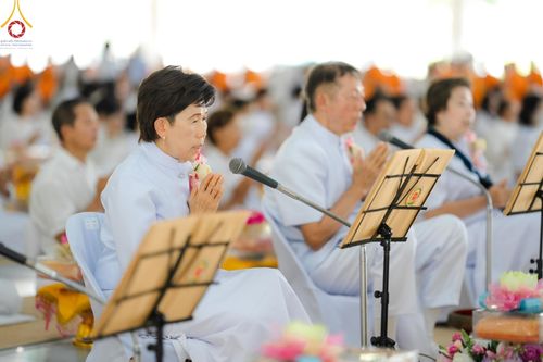 ภาพ No.143221:พิธีถวายภัตตาหารเพื่อเป็นกำลังแห่งการเข้าถึงธรรม ของพระภิกษุสามเณร วัดพระธรรมกาย วันเสาร์ที่ 6 กรกฏาคม พ.ศ. 2567 ณ หอฉันคุณยายอาจารย์ วัดพระธรรมกาย จ.ปทุมธานี