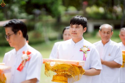 ภาพ No.234252:พิธีมุทิตาสักการะ "พระสิริรัตนเมธี" เจ้าคณะจังหวัดเลย ,พิธีถวายไทยธรรม ๙ วัด และพิธีทอดผ้าป่าเพื่อสร้างทุกสิ่ง  ในวาระทำบุญครบรอบ ๑๐ ปี ณ ศูนย์ปฏิบัติธรรมแก้วภูเรือ อ.ภูเรือ จ.เลย