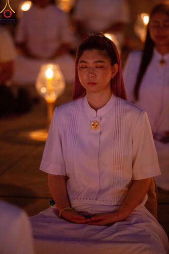 ภาพ No.122259:พิธีจุดประทีปถวายเป็นพุทธบูชา และบูชาธรรมมหาปูชนียาจารย์ พระมงคลเทพมุนี(สด จนฺทสโร) ในโครงการธรรมยาตรา กตัญญูบูชา มหาปูชนียาจารย์ พระมงคลเทพมุนี(สด จนฺทสโร) พระผู้ปราบมาร อนุสรณ์สถาน 7 แห่ง ปีที่ 12 วันที่ 31 มกราคม พ.ศ. 2567 ณ วัดพระธรรมกาย จ.ปทุมธานี (