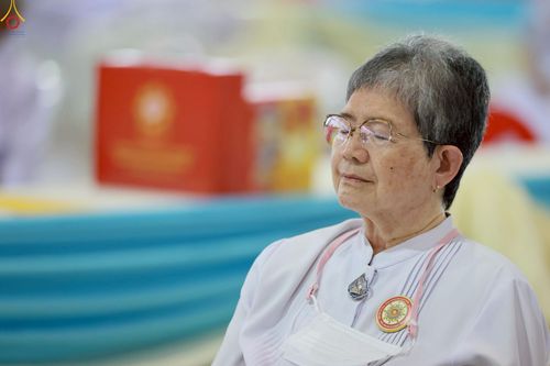 ภาพ No.236100:วันที่ 3 สิงหาคม พ.ศ. 2568 พิธีบูชาข้าวพระ ณ สภาธรรมกายสากล วัดพระธรรมกาย